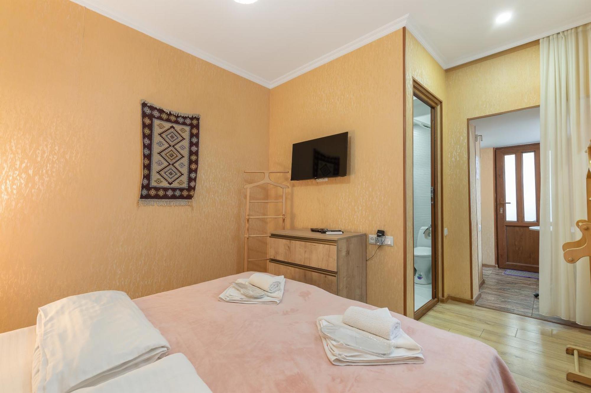 Apartments With Wine Cellar In Old Τυφλίδα Εξωτερικό φωτογραφία