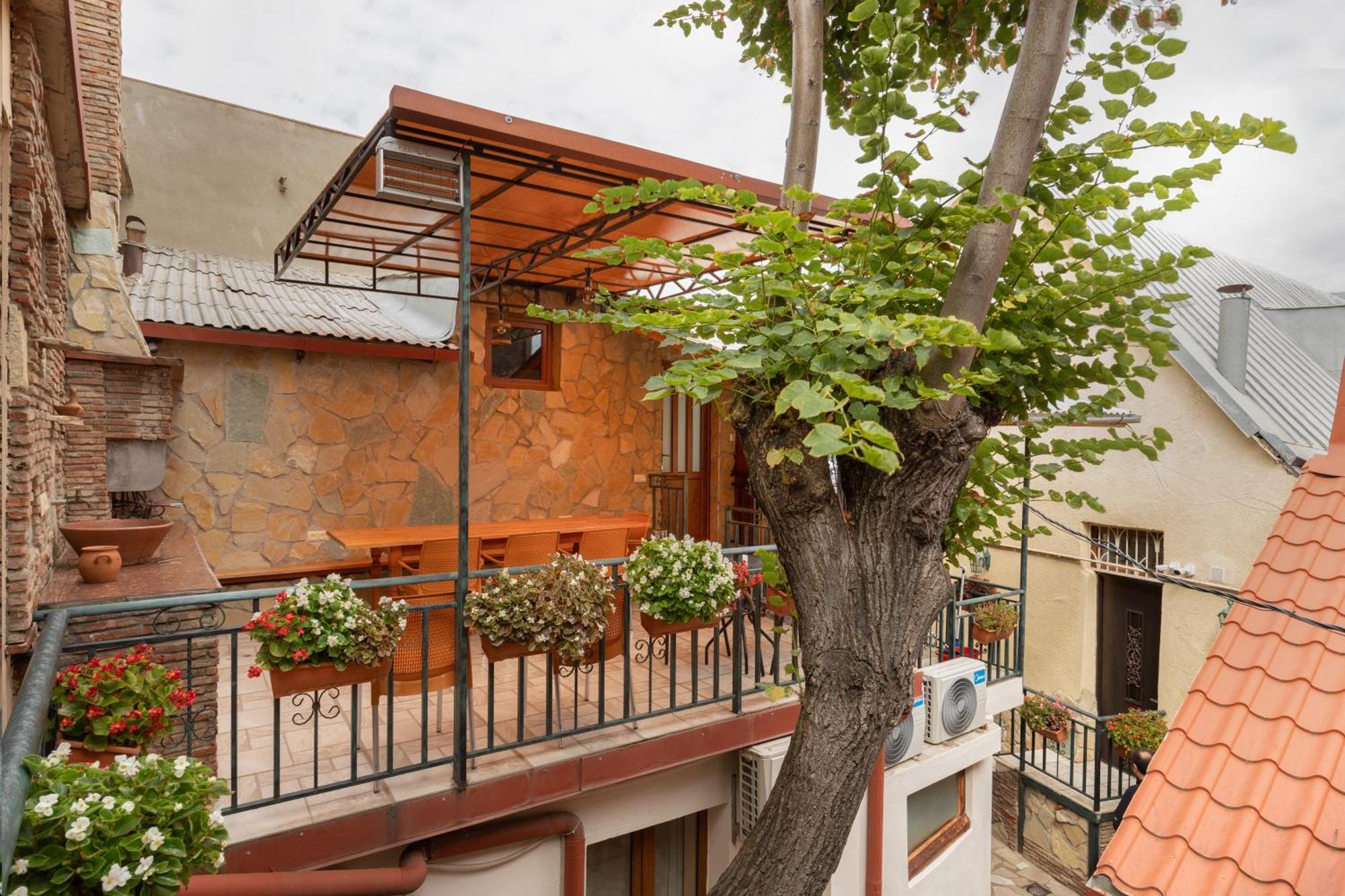 Apartments With Wine Cellar In Old Τυφλίδα Εξωτερικό φωτογραφία